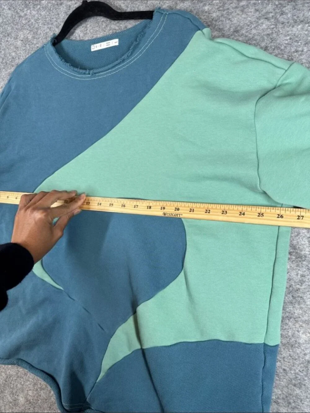 Aeie abstract sweatshirt